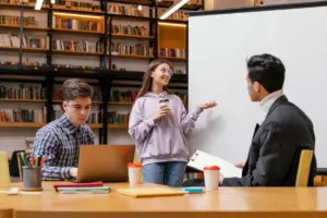 Siap Bersaing di Dunia Tanpa Batas? Ini Rahasia Menguasai Keterampilan Bahasa Inggris di Era Global
