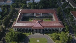 Sudah Siap Hadapi Analisis Tata Bahasa UGM atau Masih Menebak Tebak Pola Soalnya